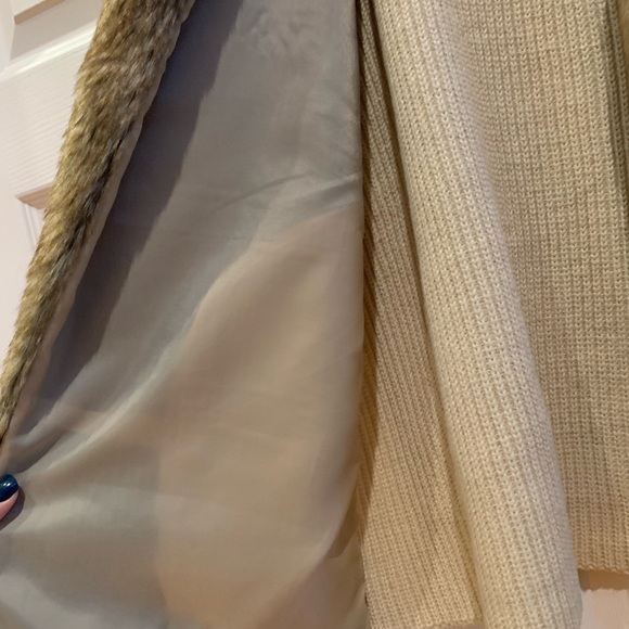 Faux Fur Vest - Women’s - Size XXL - Picture 3 of 4